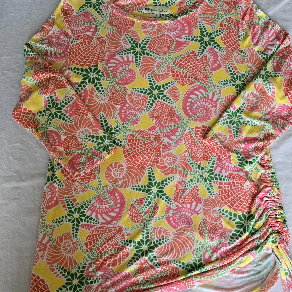 Palm Harbour Vibrant Seashell Blouse - Picture 2 of 8
